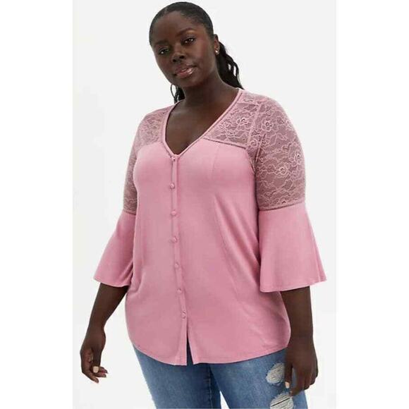 TORRID Blouse Top‎ Plus Size 1X 14-16 Shirt  Pink Lace Girly Bell Sleeve - Picture 1 of 10